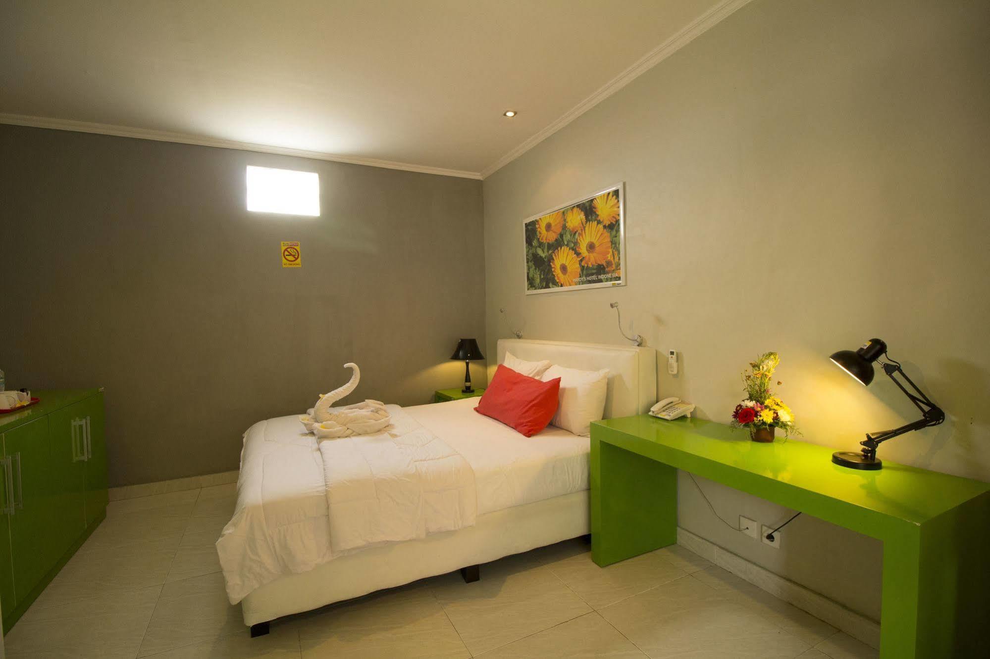 Negara Hotel - Chse Certified Екстер'єр фото